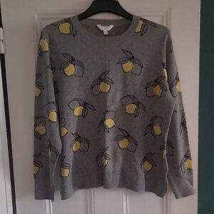 Time and Tru Gray Crewneck Sweater with Yellow Lemon Print